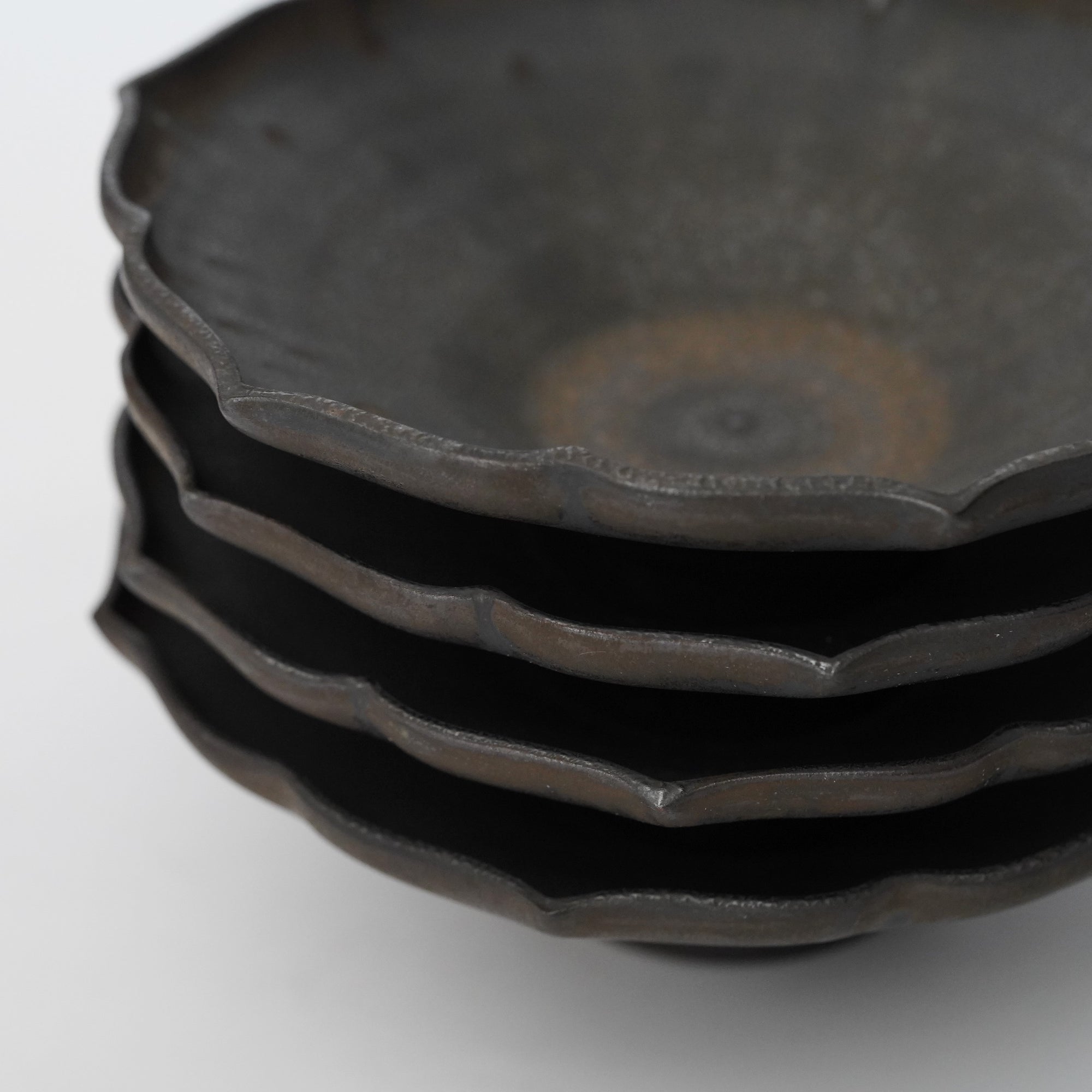 【Hideki Yamamoto】Kuro-yu flower-shaped morning glory bowl Small