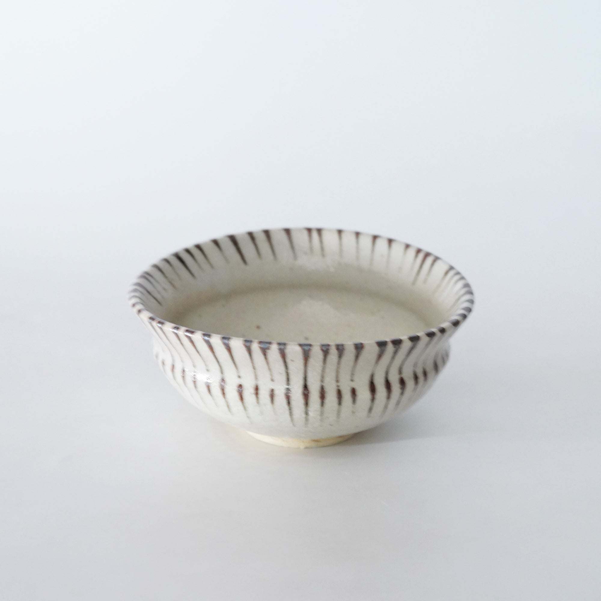 Shirokaratsu Sabjugusa 扭 4.5 碗