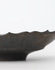 【Hideki Yamamoto】Kuro-yu flower-shaped deflection bowl