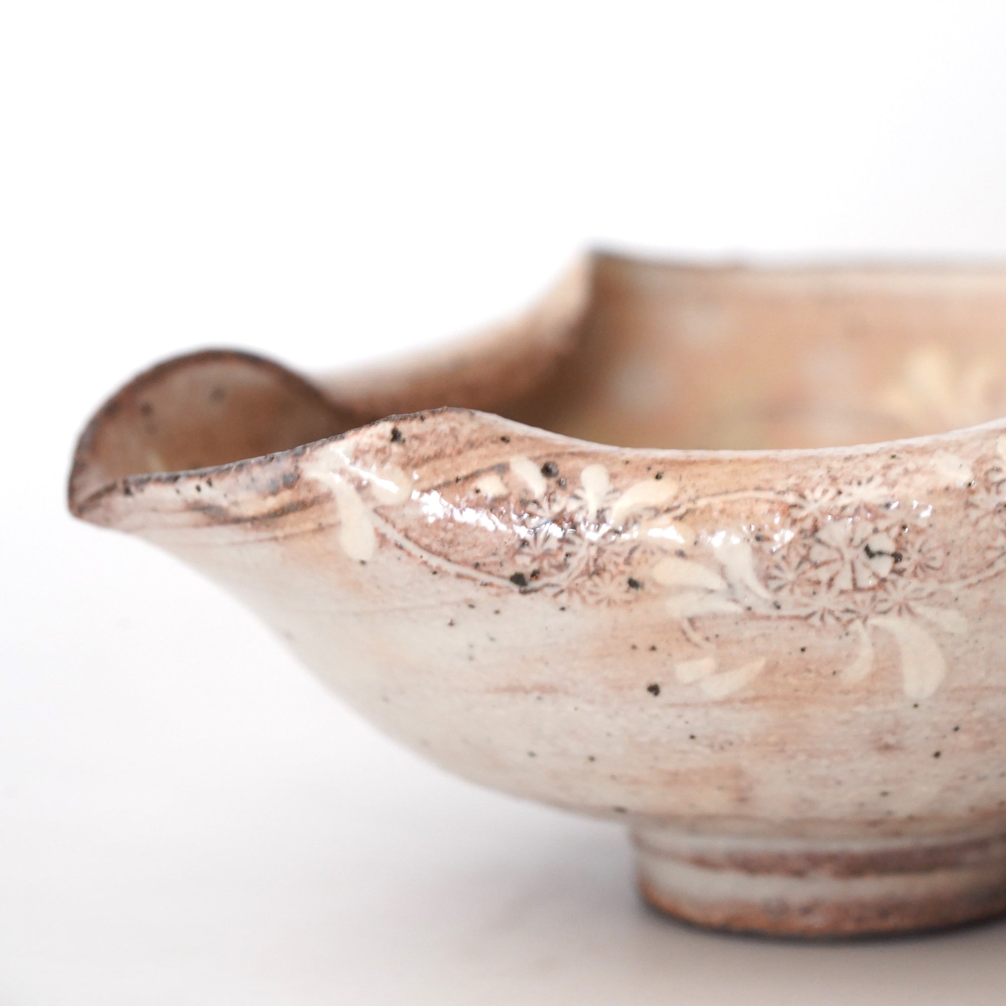 錆三島葉型向付