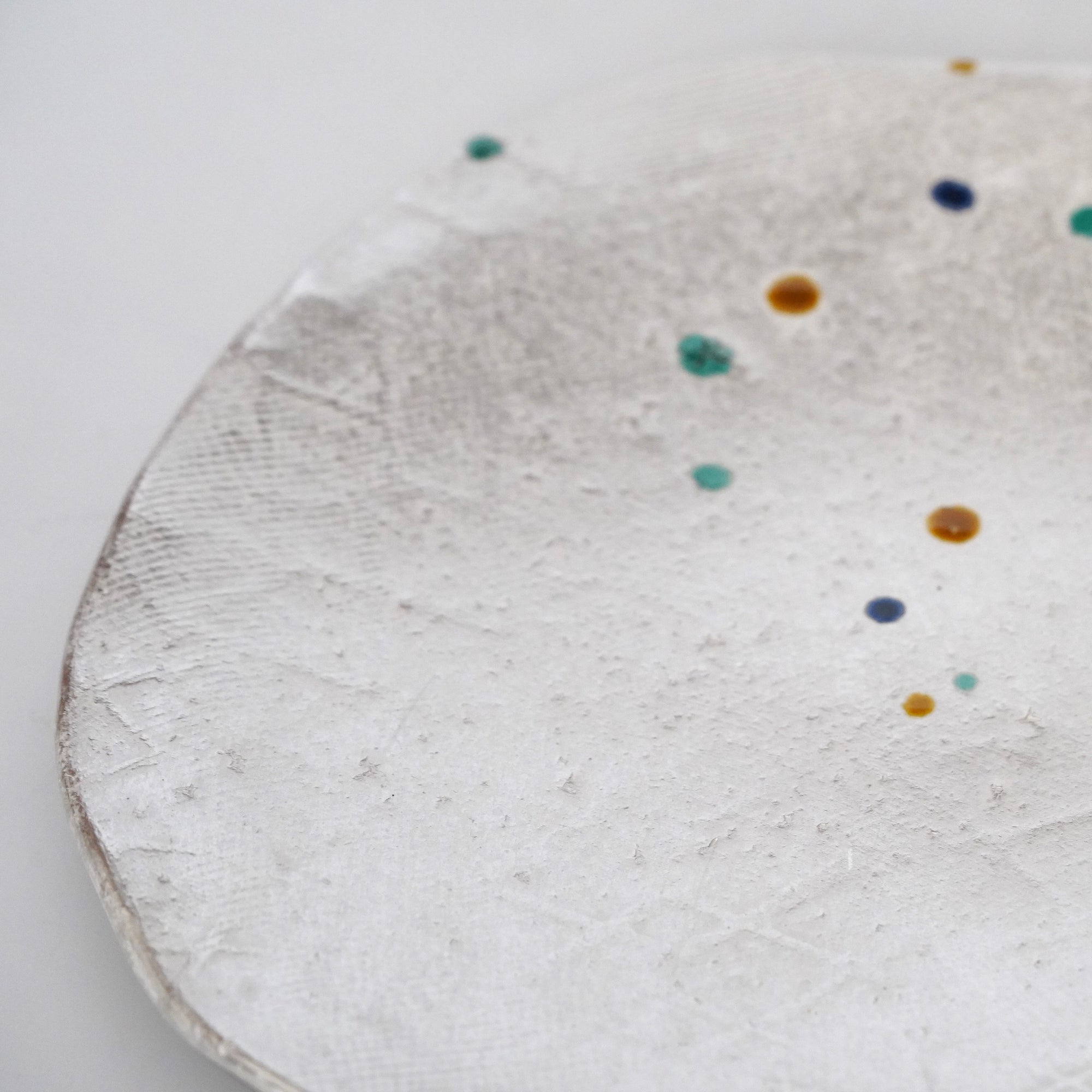 【伊勢崎紳】銀彩叩平向付 6寸