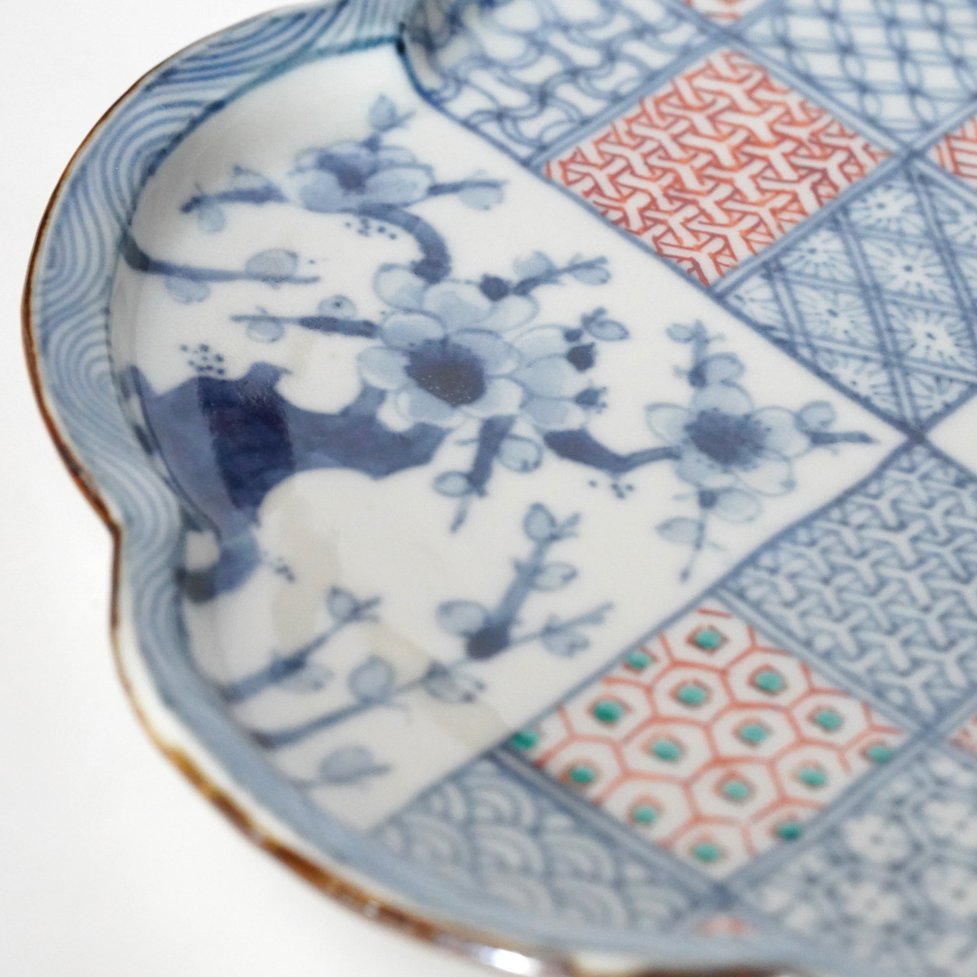 6.5寸輪花平皿 祥瑞色絵