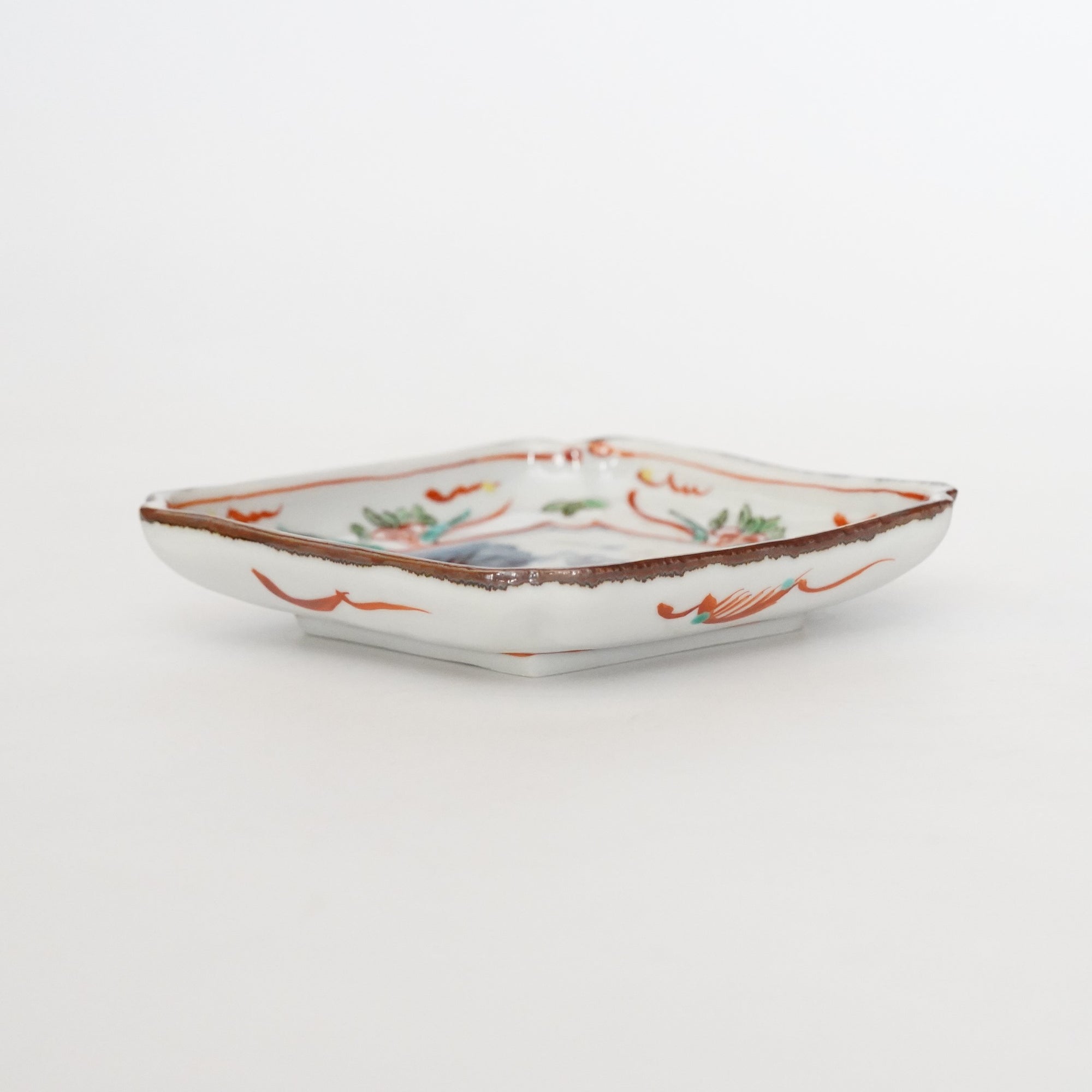 菱型皿 赤絵染山水