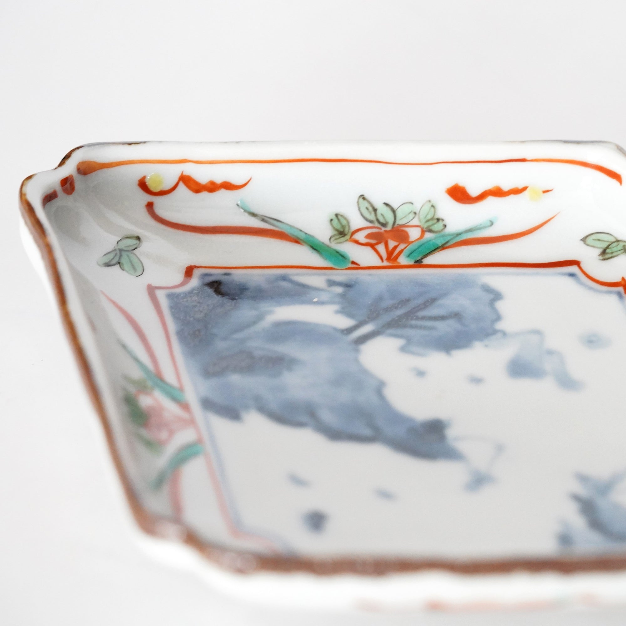 菱型皿 赤絵染山水