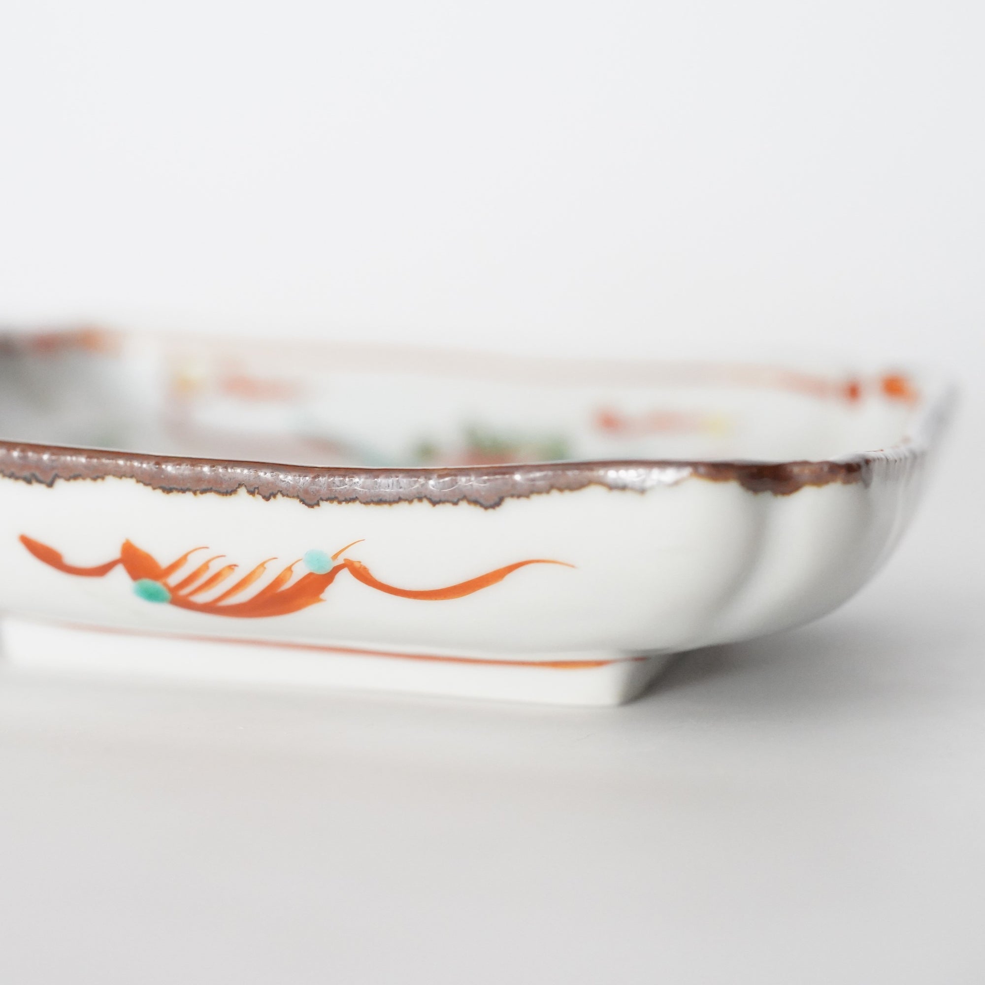 菱型皿 赤絵染山水