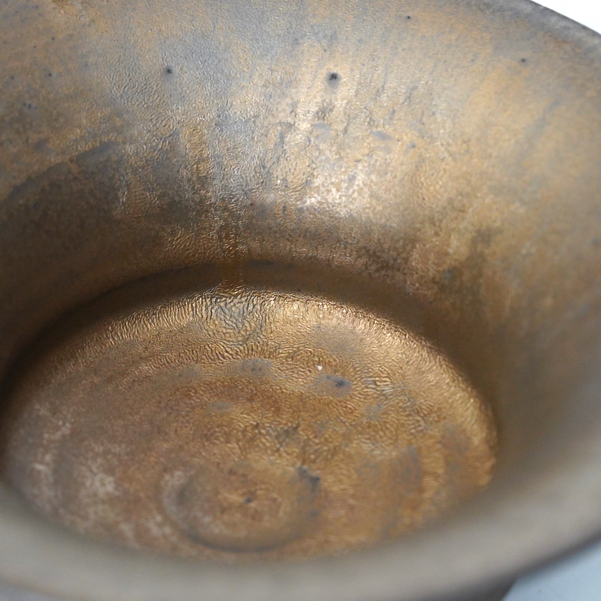 【Hideki Yamamoto】Gold-painted Yayoi bowl