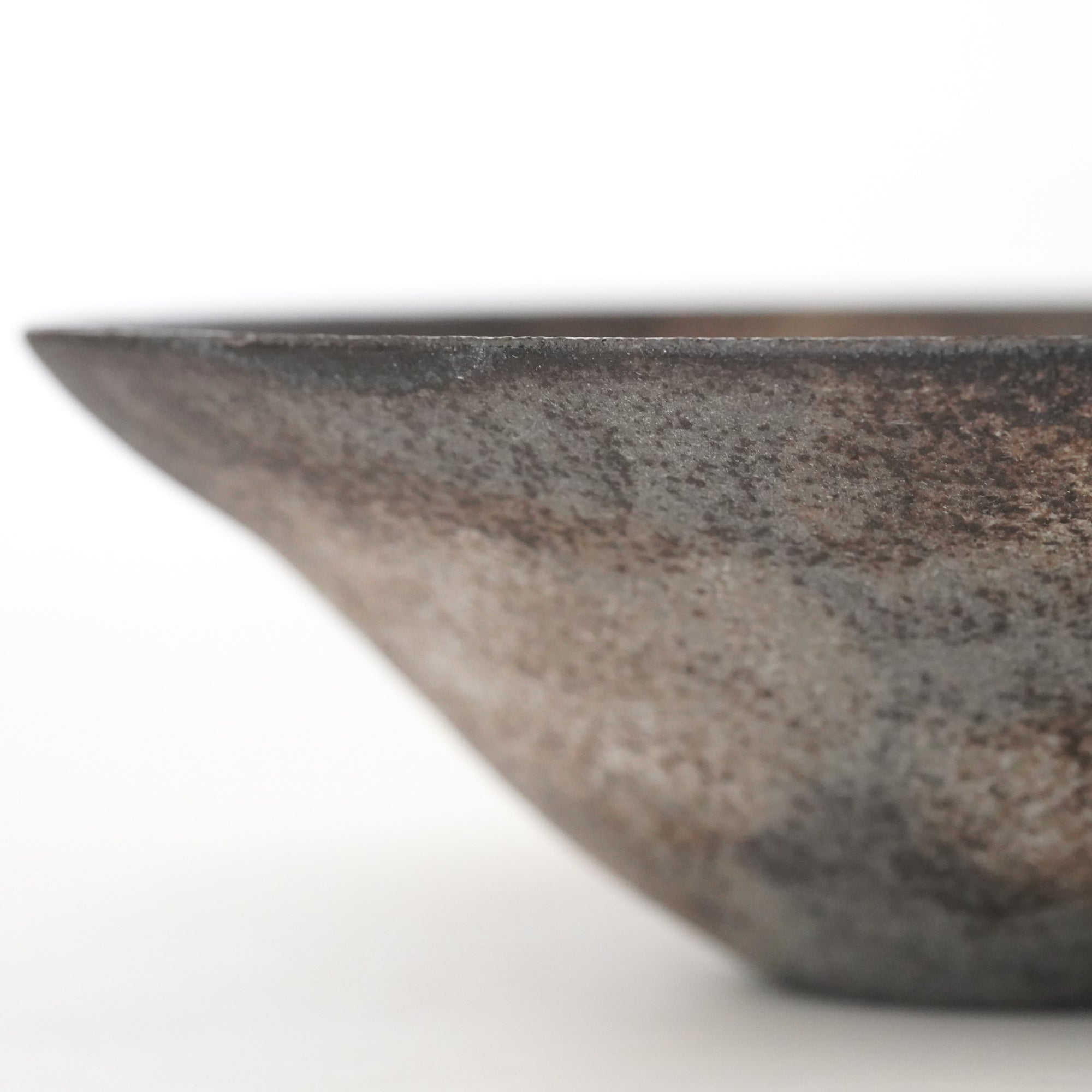 【Eiichi Shibuya】地ノ器 edged bowl small verdigris blue