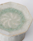 【雪ノ浦裕一】灰釉花文八角高台豆皿