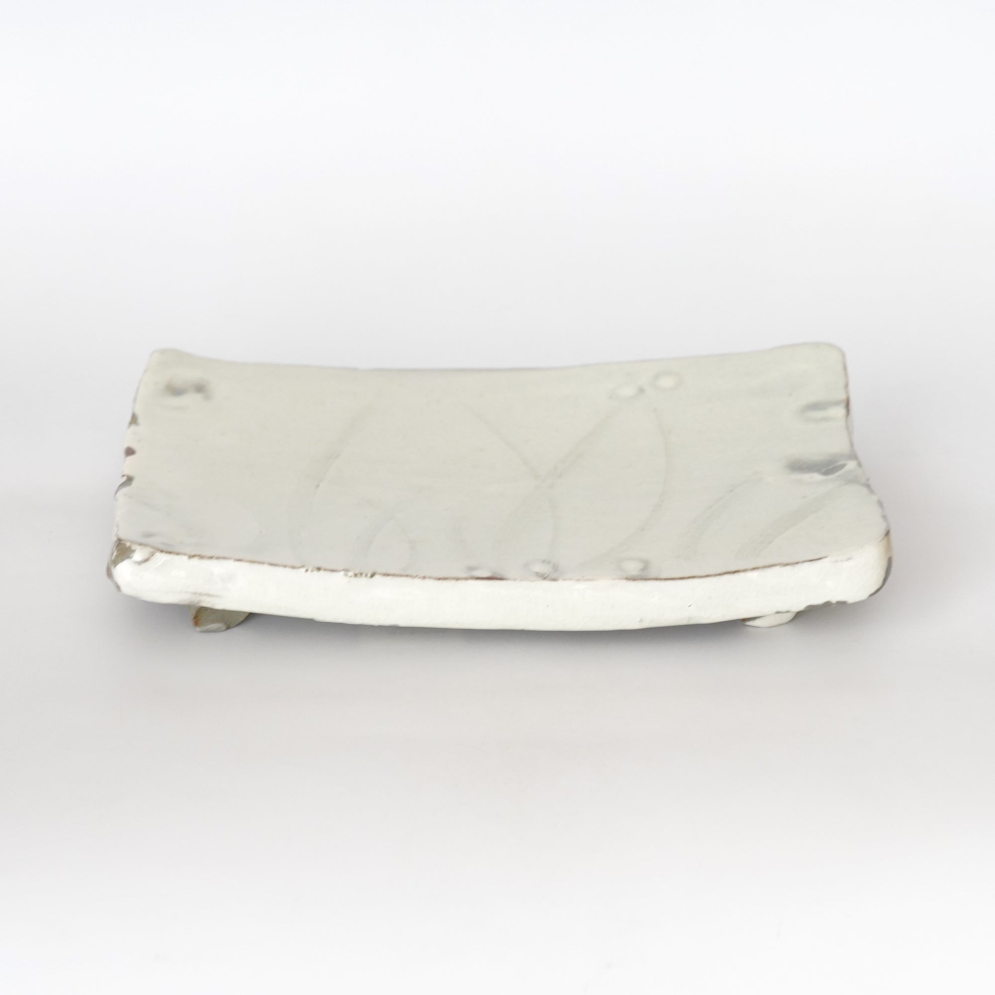 【Hiroyumi Suzuki】Shigaraki shell shaped small plate