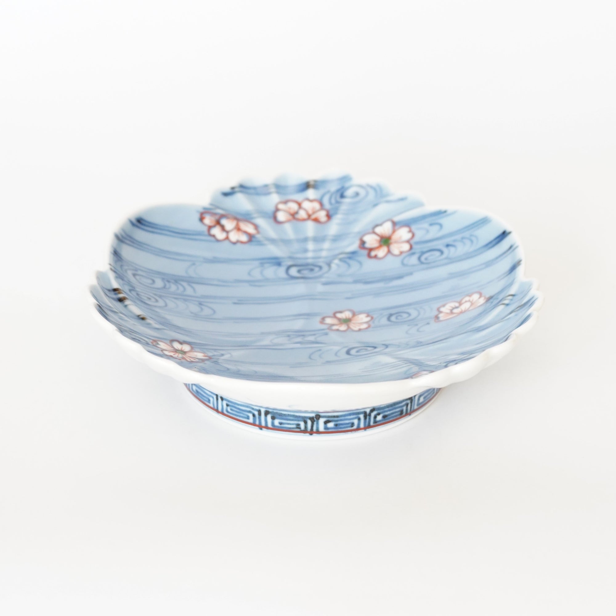 5-inch plate with ink-filled treasures and flowers and birds pattern