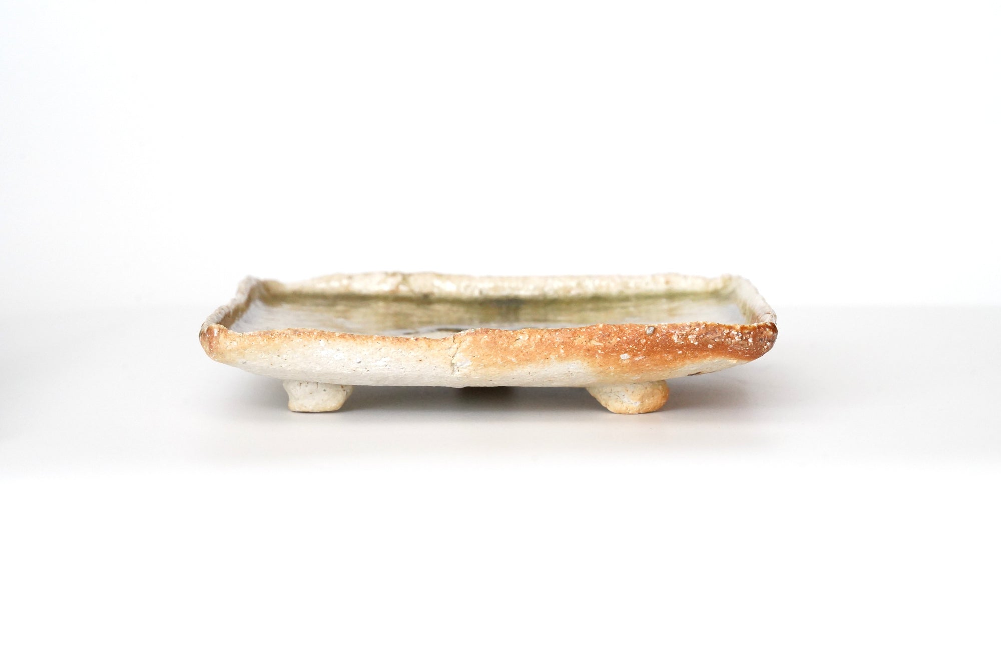 【Hiroyumi Suzuki】Shigaraki shell shaped small plate