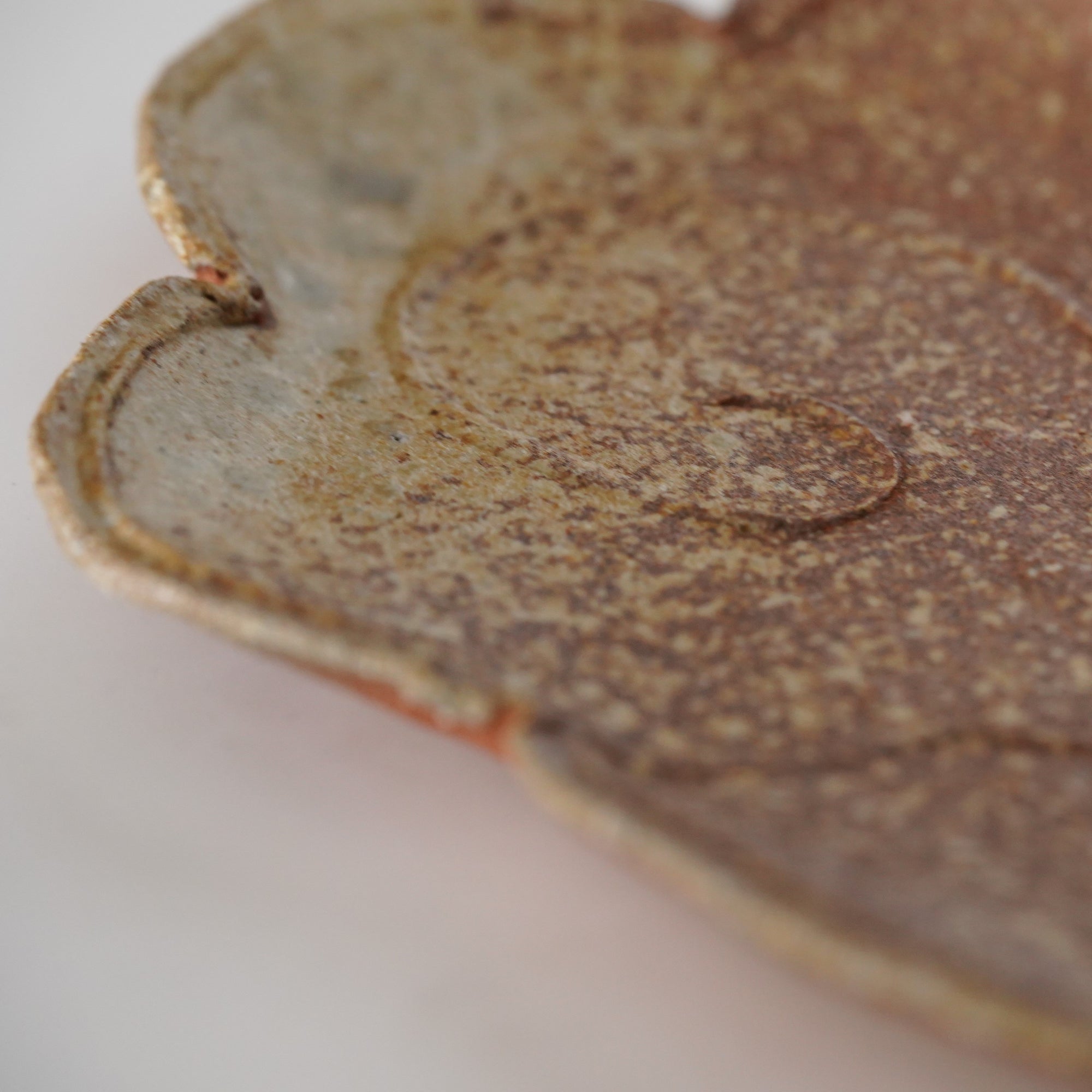 【八木下力纪】信乐云形平板