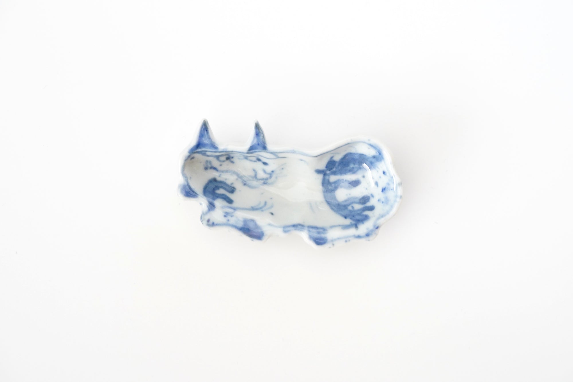 【新道工房】染付牛形粒向