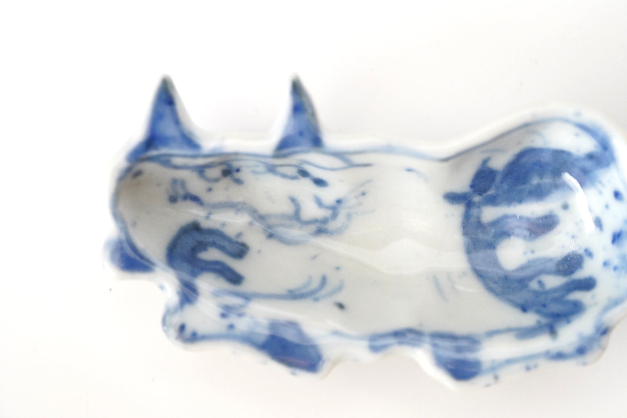 【新道工房】染付牛形粒向