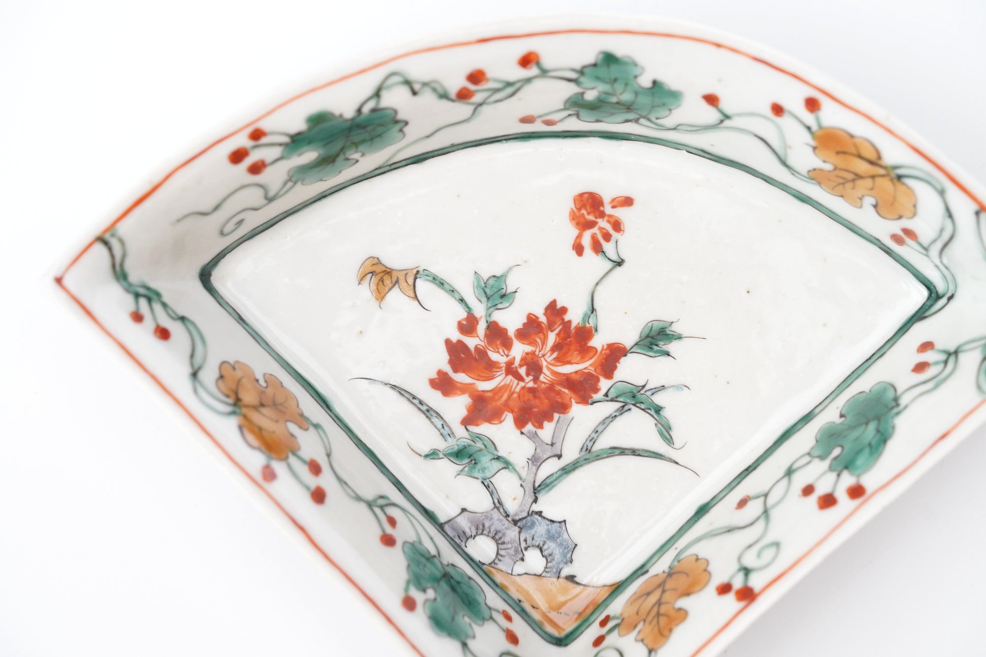 【加藤幸治】色絵扇面牡丹文皿