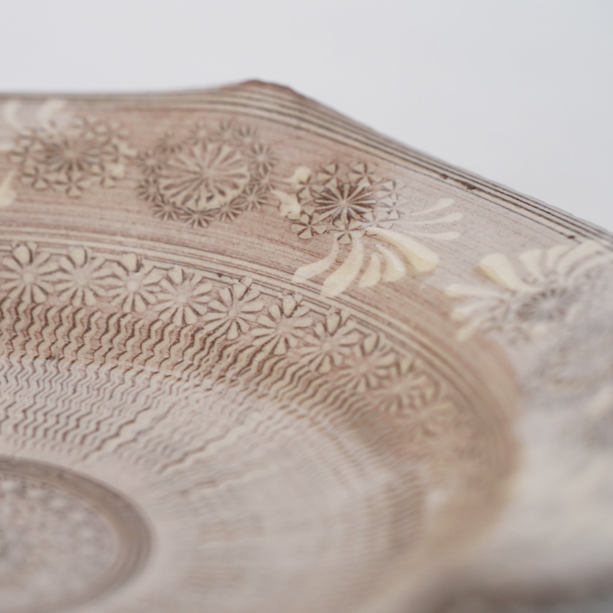 Murasaki Mishima plate