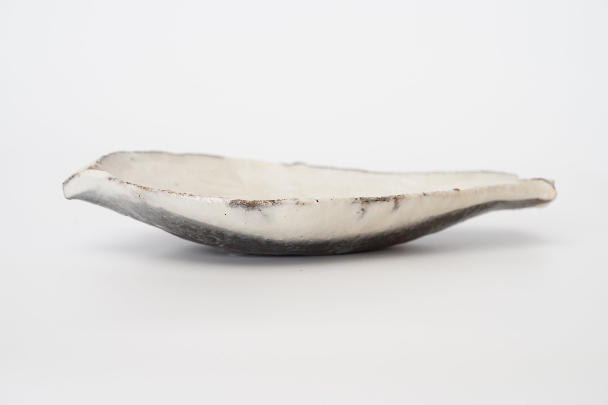 【辻村 塊】粉引向付 蓮弁