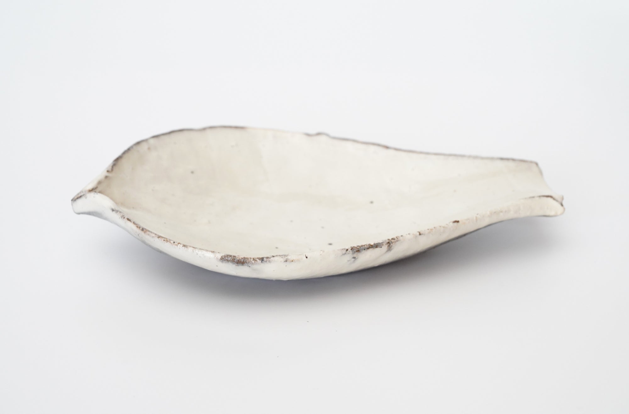 【辻村 塊】粉引向付 蓮弁