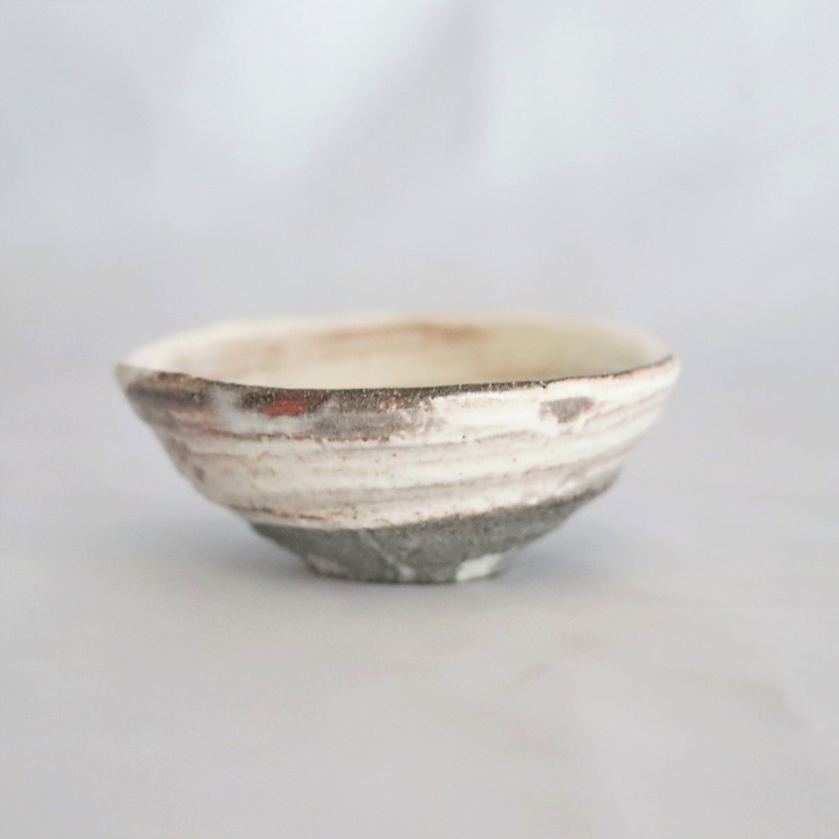 刷毛目　鉢揃　五客　木箱付　岡本作礼　唐津焼　登り窯　未使用 刷毛目 鉢揃 五客 木箱付 岡本作礼 唐津焼 登り窯 未使用 - メルカリ