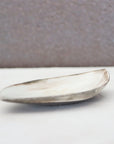 【Hideki Yamamoto】Glass glazed leaf-shaped Hakeme plate