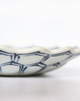 7-inch plate with dyed Kotobuki character