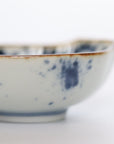 Boat-shaped small attachment with dyed octopus arabesque