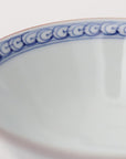 Small with scales and chrysanthemum split tea