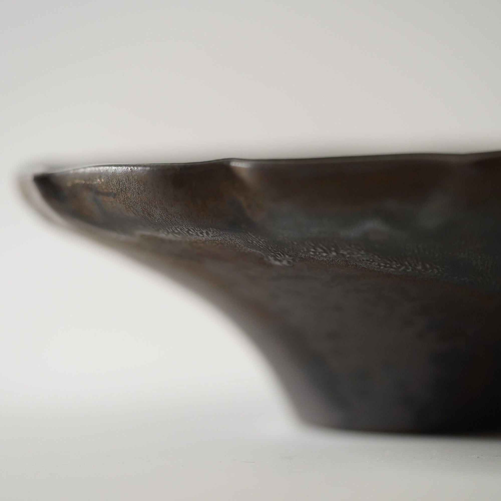 【Hideki Yamamoto】Kuro-yu flower-shaped morning glory bowl Small
