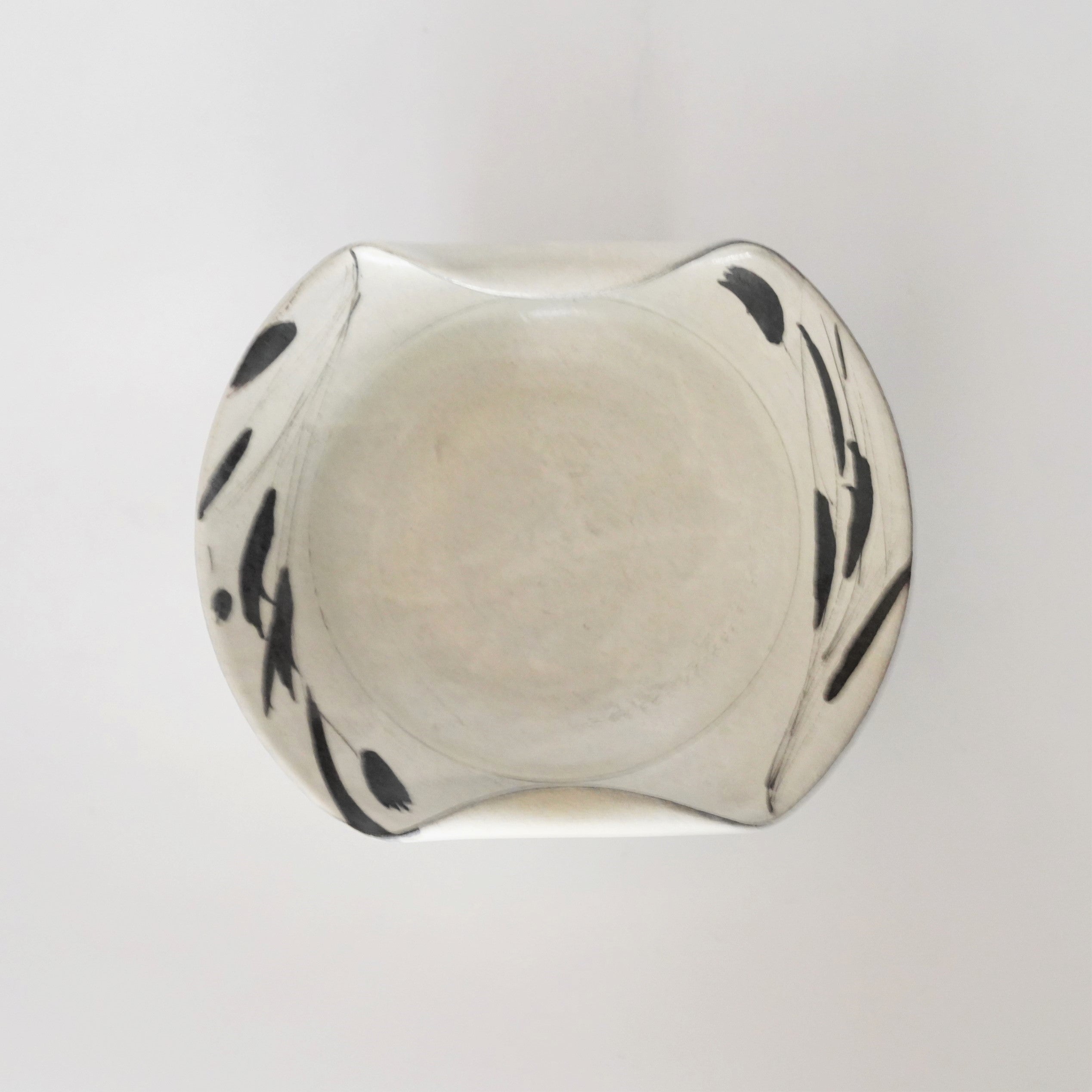 岸田匡启】绘唐津四方小钵– うつわ御結