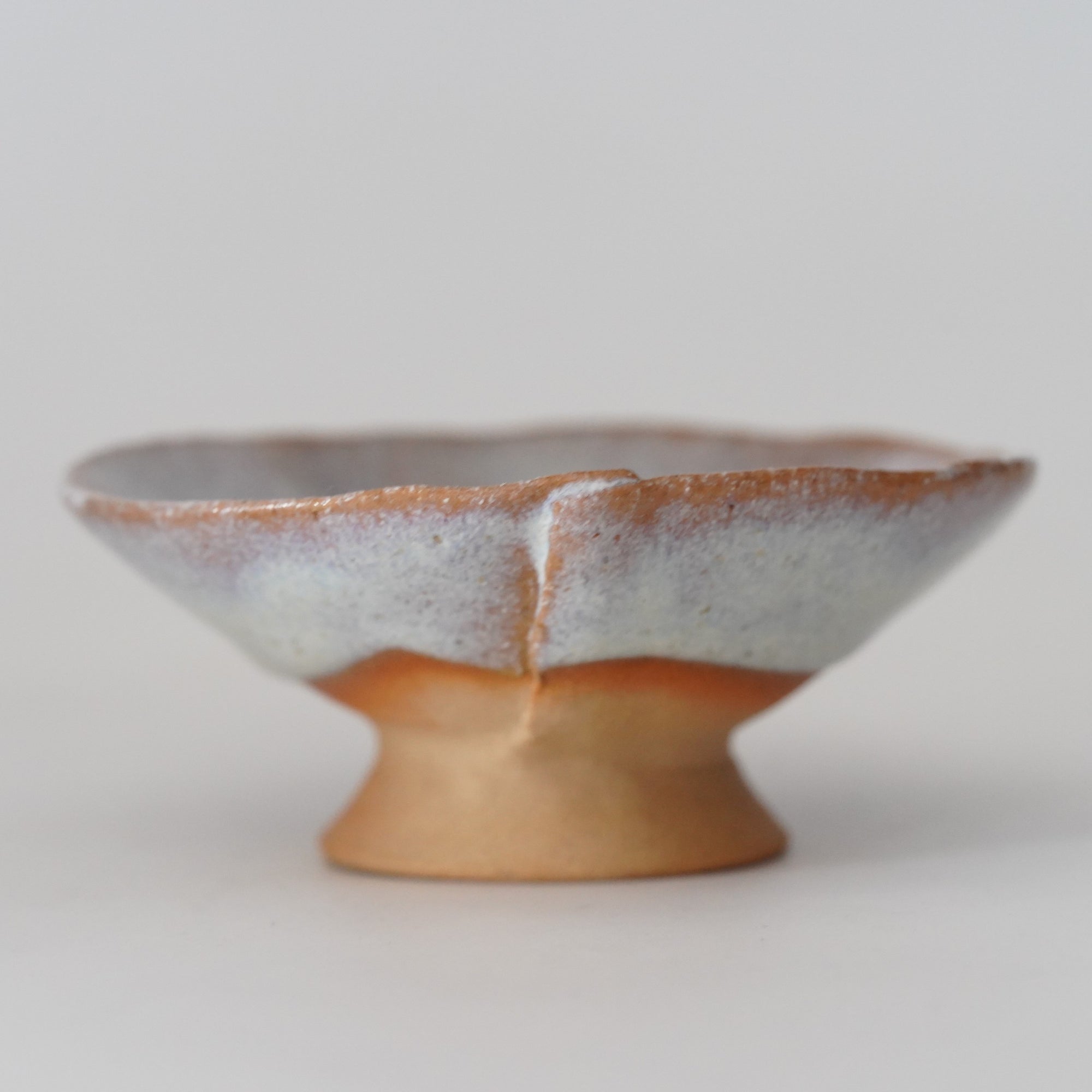 【Taeko Kajihara】ship shaped bowl with foot