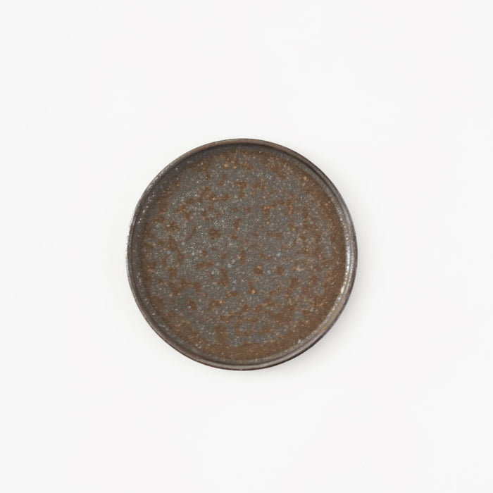 【山本英樹】玄釉縁立皿　10ｃｍ