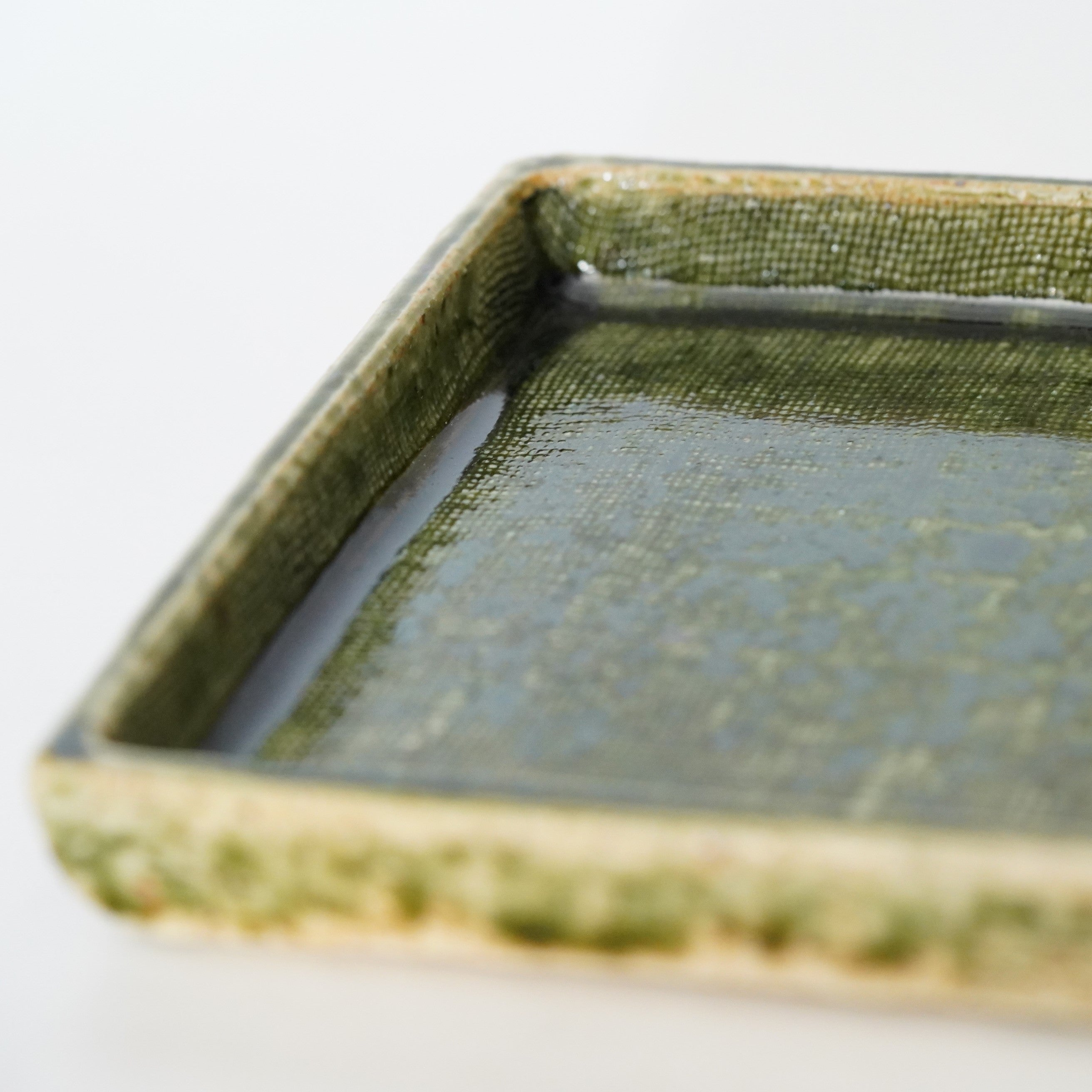織部布目正角4寸皿 – うつわ御結