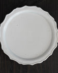 [Bunshogama] White porcelain 5-inch flower rim plate