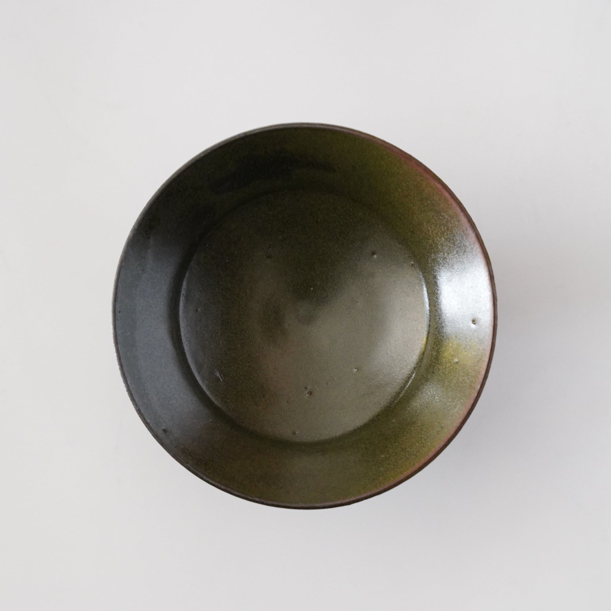 [Etsushi Noguchi] Black glaze stem plate