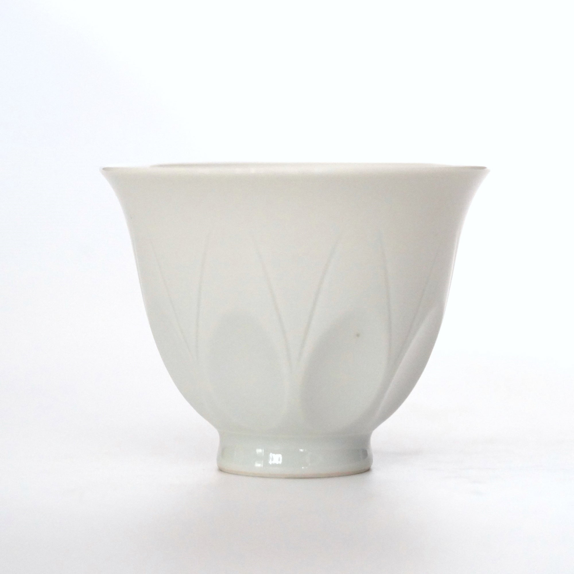 [Masamitsu Kawai] White porcelain teacup