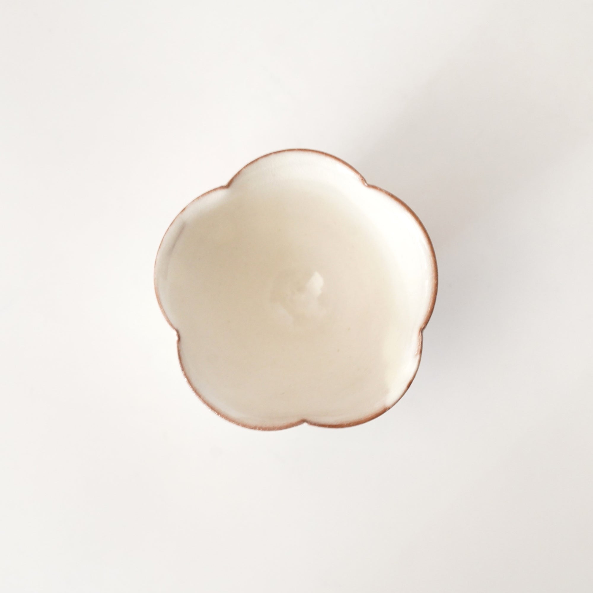 【Fuminari Araga】Kohiki round flower shaped small bowl