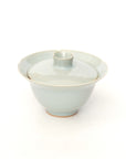 [Taku Kiyama] Powder celadon ridge flower lid bowl