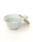 [Taku Kiyama] Powder celadon ridge flower lid bowl