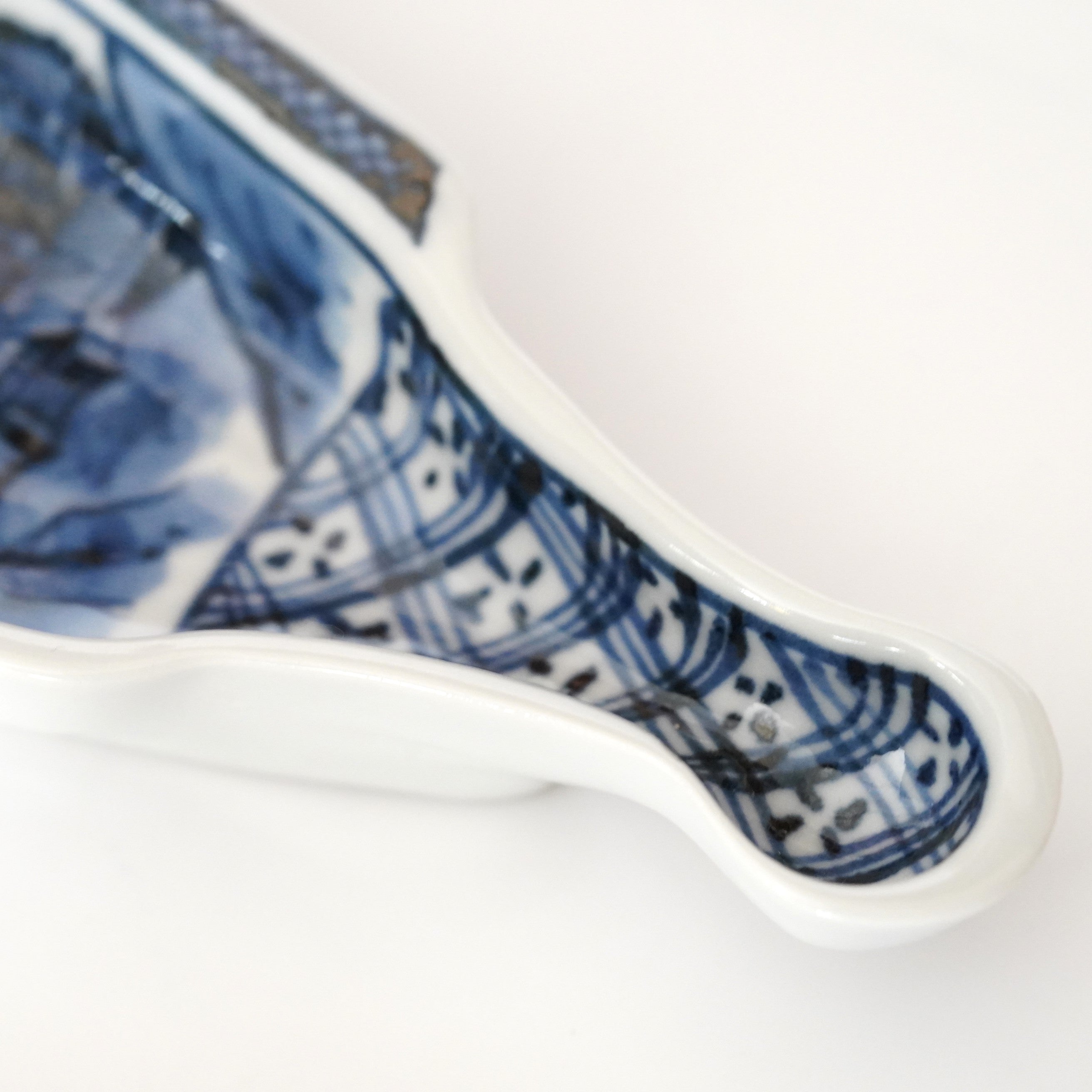 染山水半扇小付 – うつわ御結