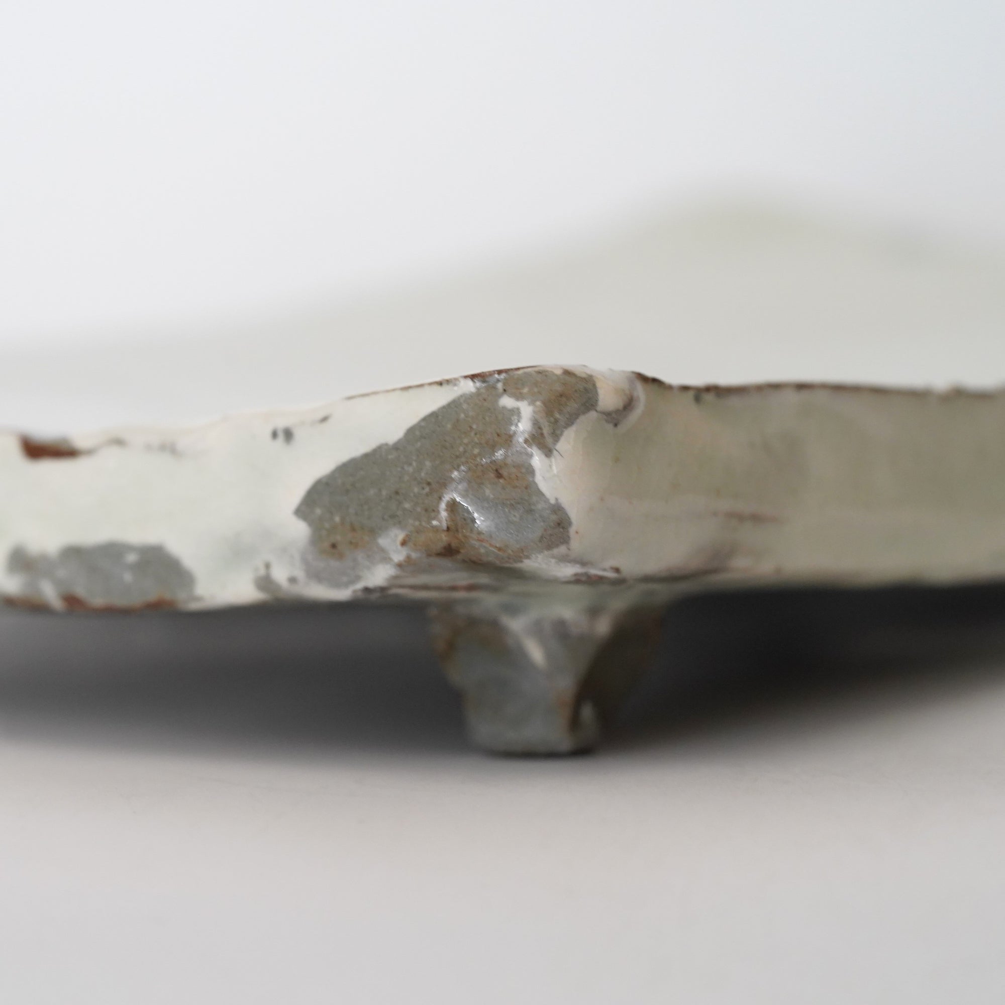 【Hiroyumi Suzuki】Shigaraki shell shaped small plate