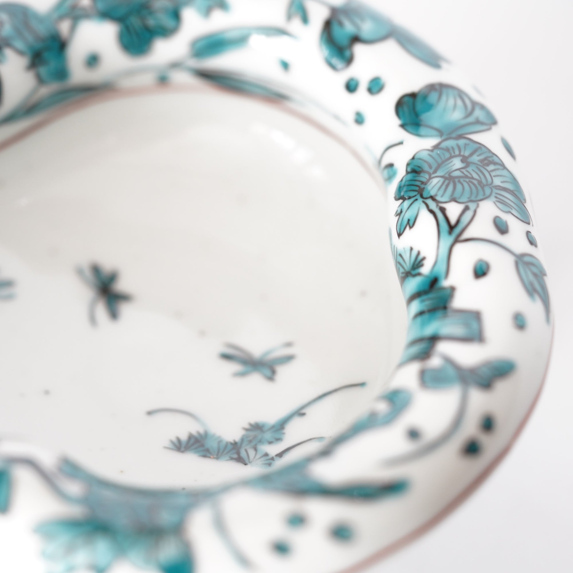 5-inch plate with ink-filled treasures and flowers and birds pattern