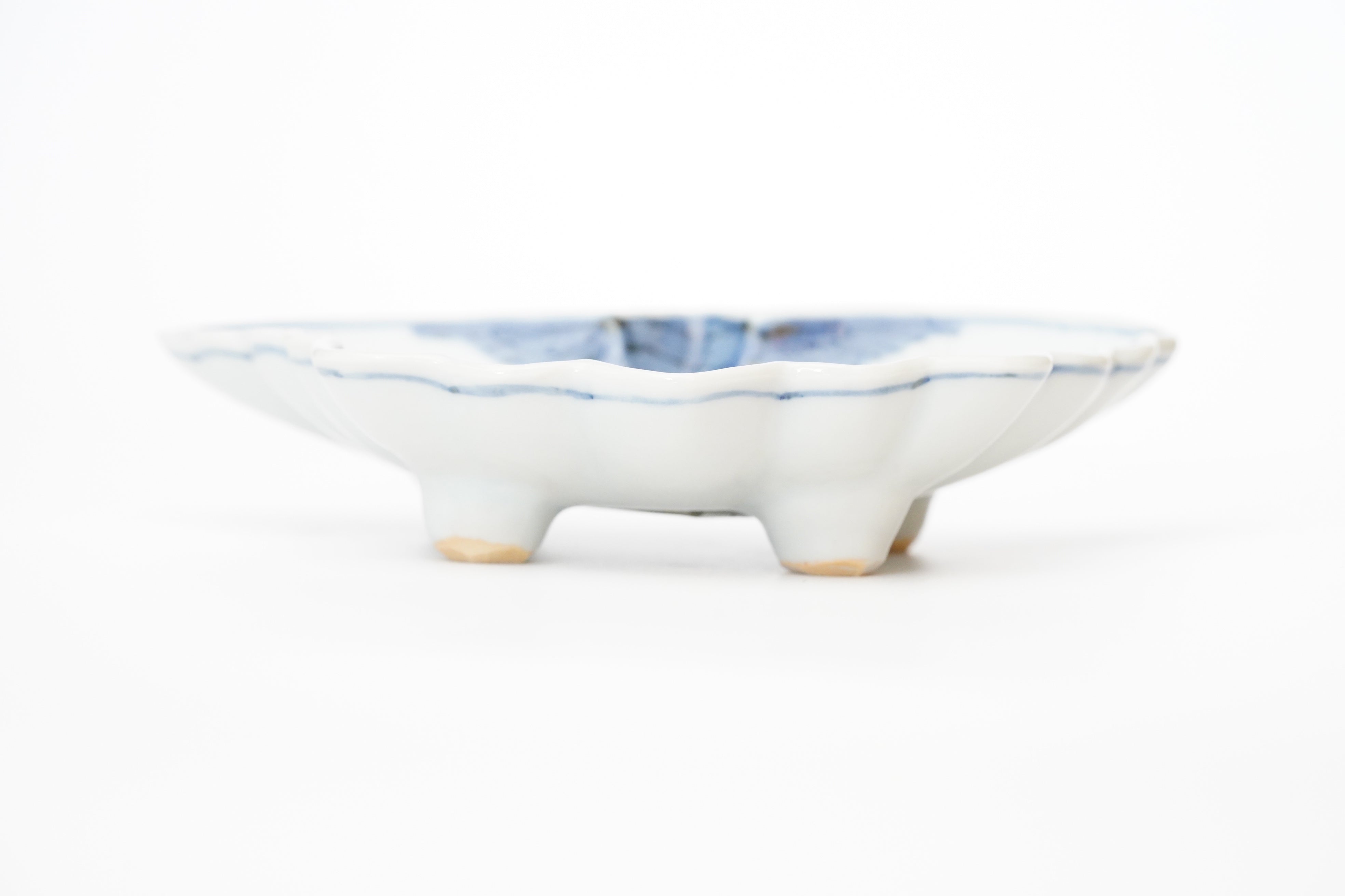 セール！・  古染付　花と蝶図茶碗 径11.0cm 蓋付茶碗 染付「鳳凰文」 明治29年 2客セット
