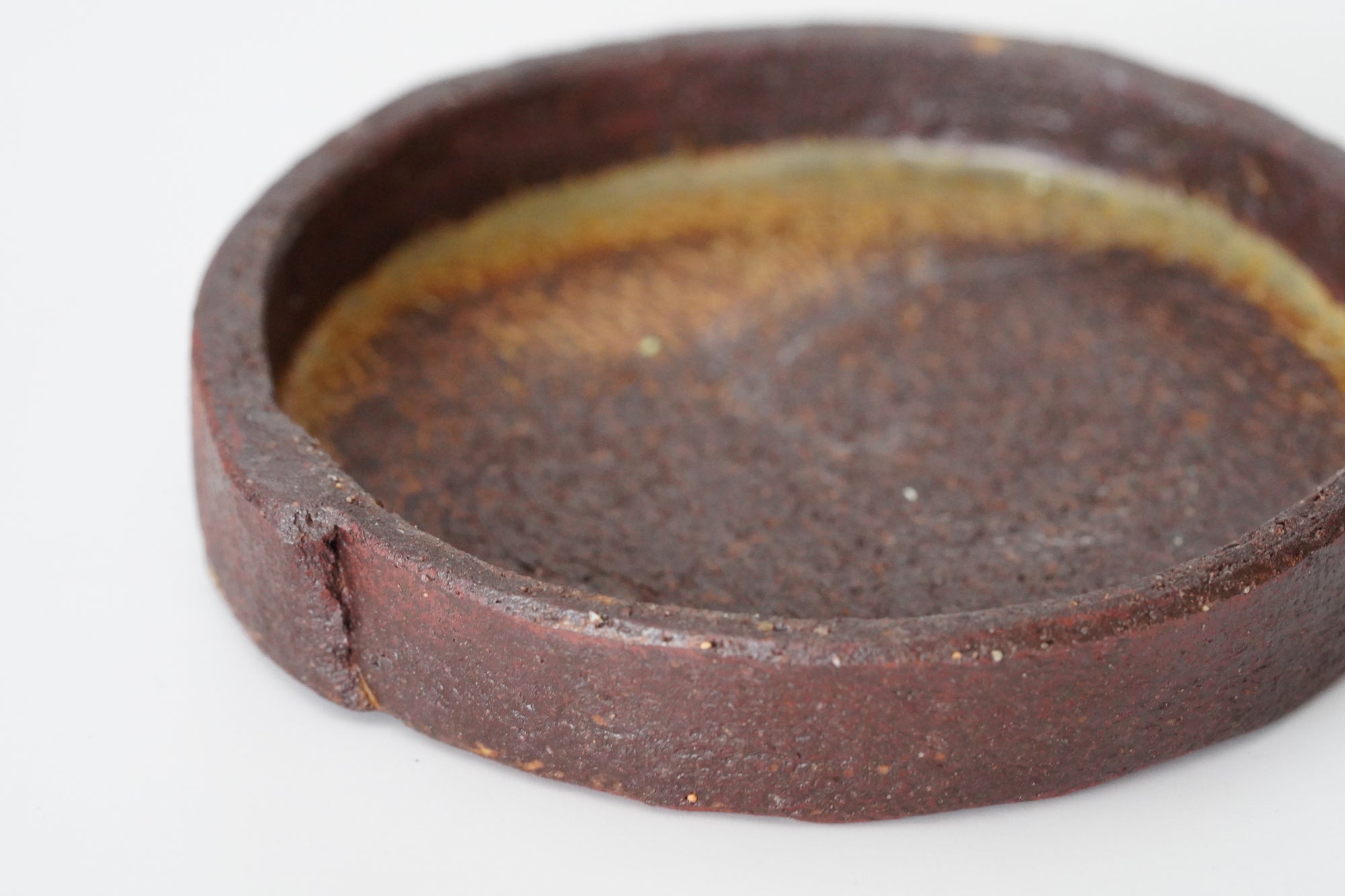 【Taeko Kajihara】Kouchi edged round plate Black