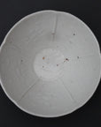 [Bunshogama] White porcelain flower-shaped small bowl
