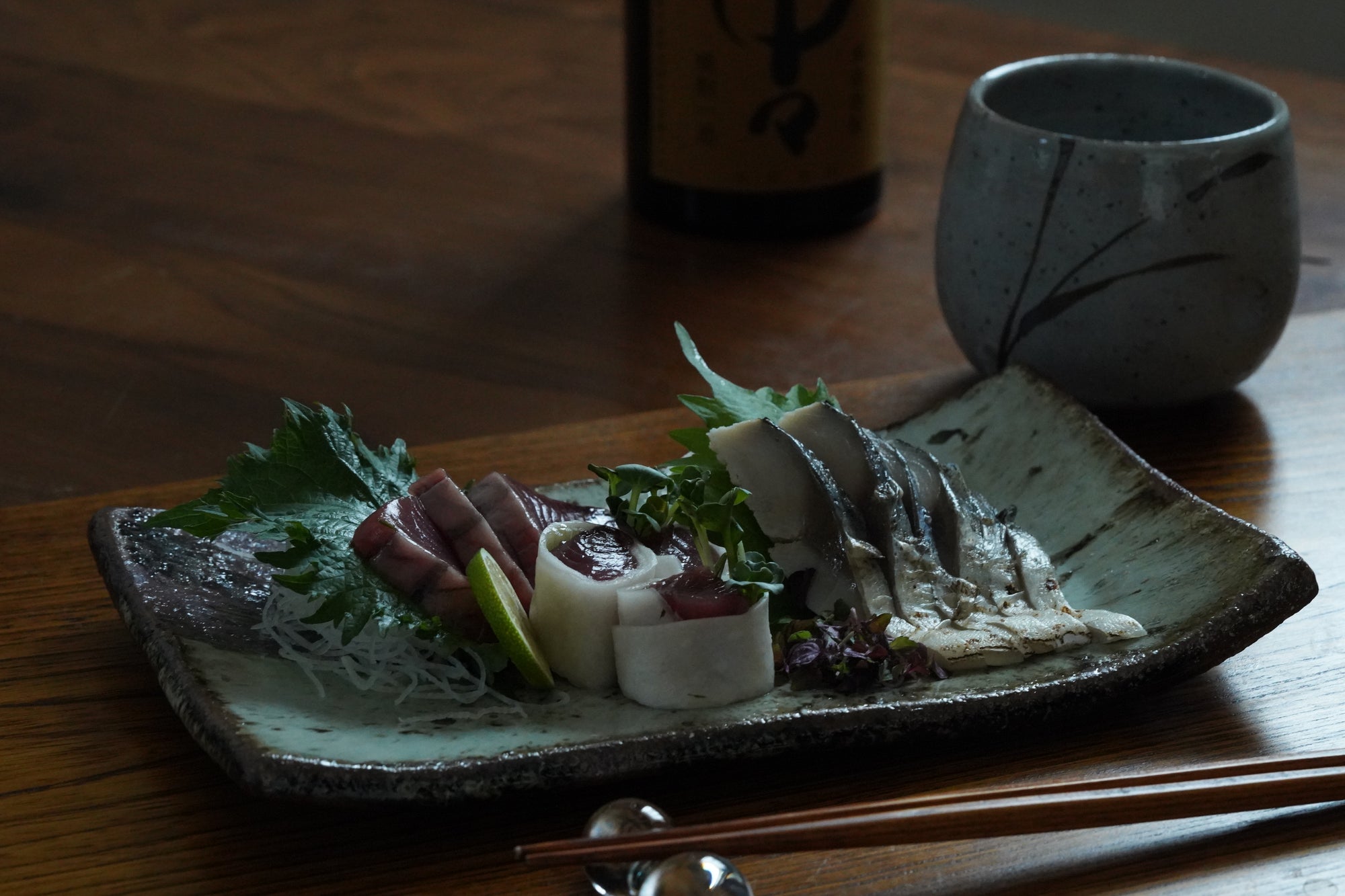 【本村ワタル】藁灰釉鉄流し焼物皿