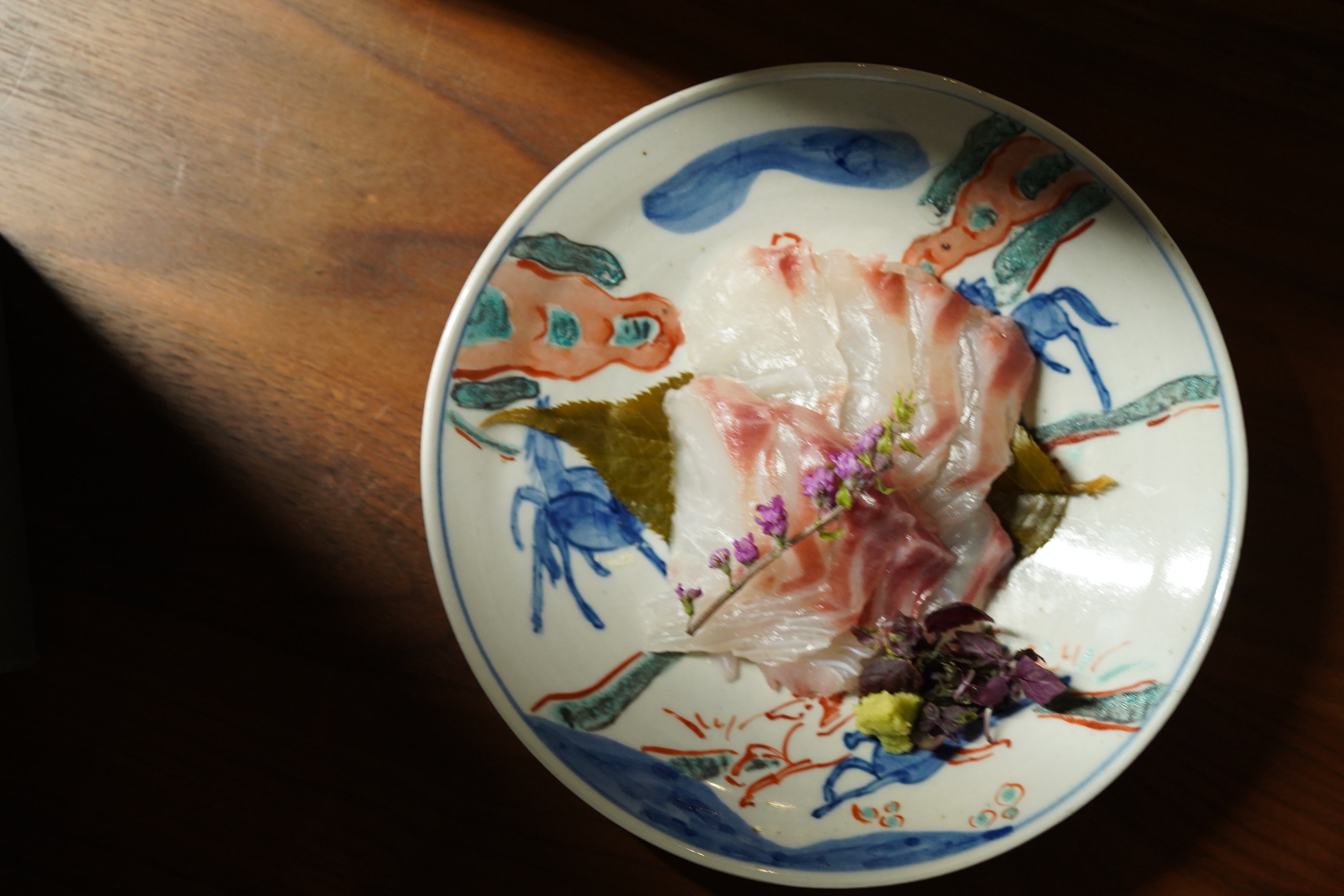 永江俊昭】天啓赤絵群馬図皿 – うつわ御結