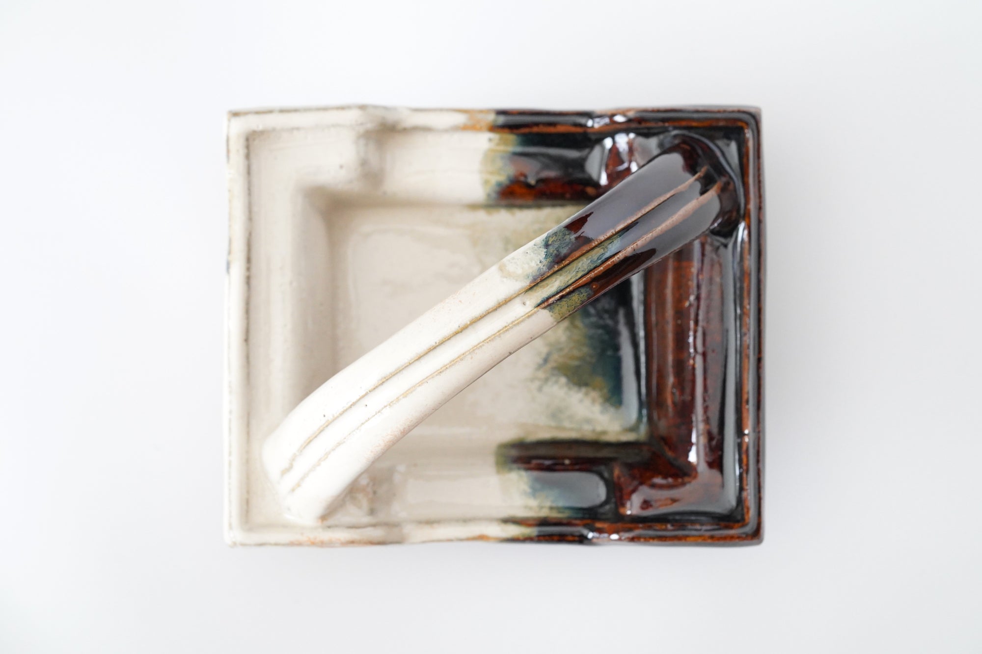 【Sakurei Okamoto】Korean-Garatsu Mukou-zuke with a handle