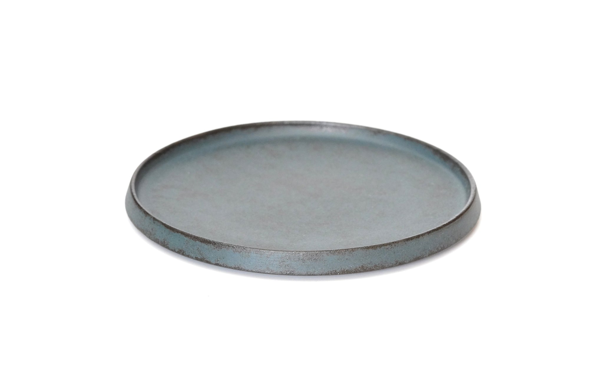 【渋谷英一】地ノ器フラット皿　縁立　緑青