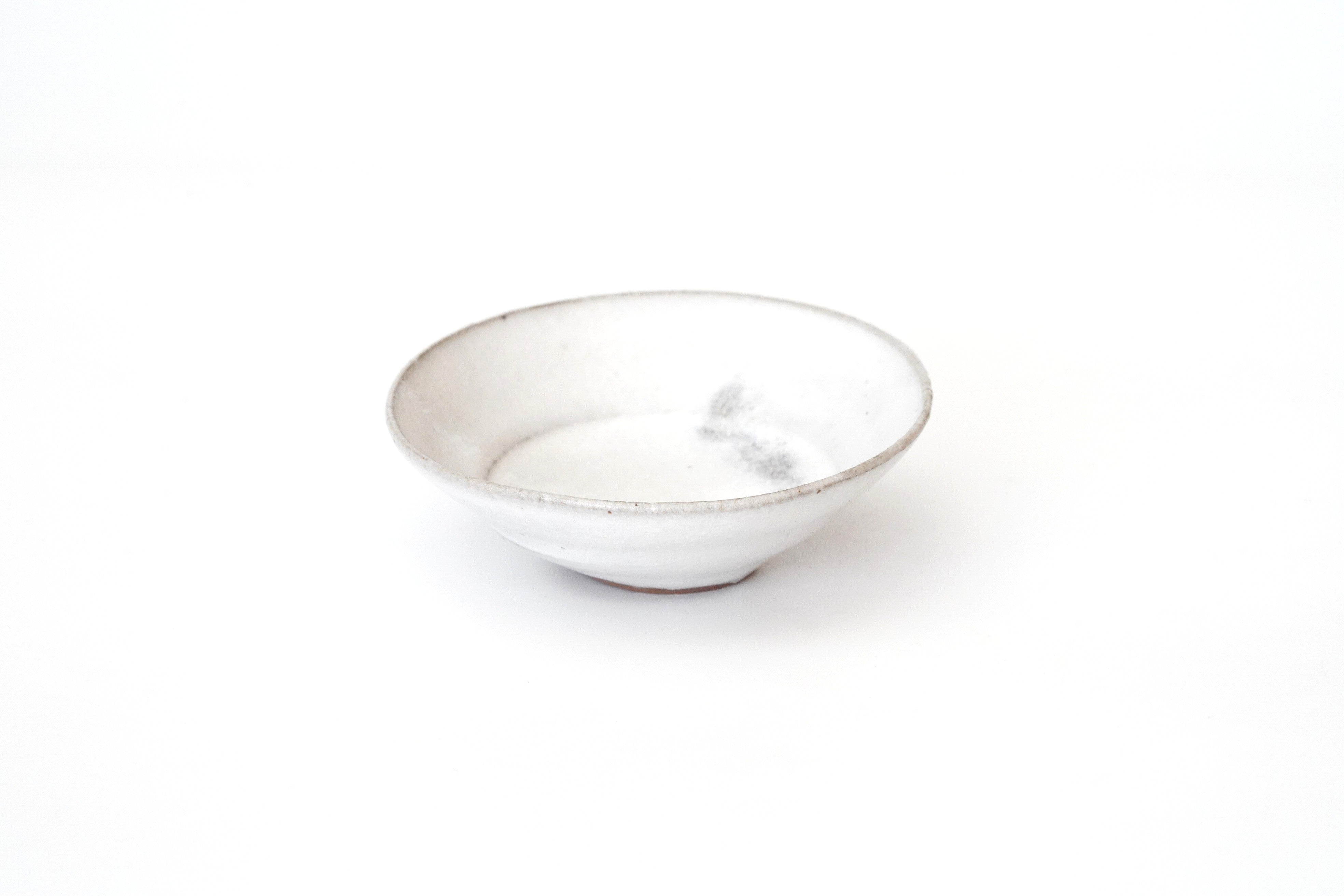 野口悦士】白釉リム豆鉢 8.5cm – うつわ御結