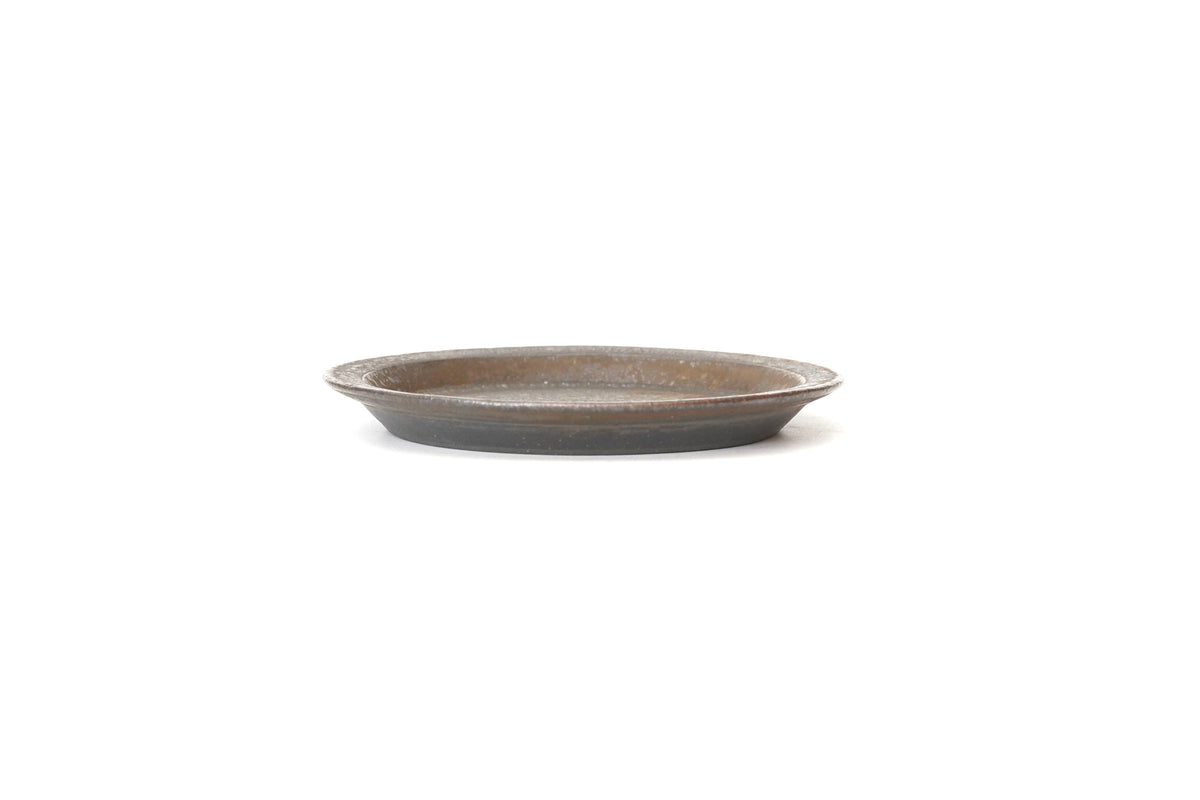 【山本英樹】玄釉ステップリム皿　13cm